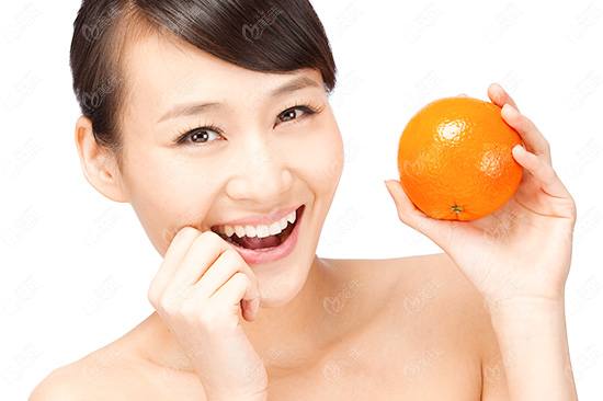 武漢做歪鼻矯正整形手術要多少錢?